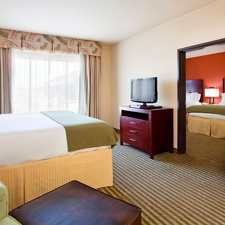 Holiday Inn Express Hotel & Suites Guthrie North Edmond, An Ihg Hotel Exteriör bild