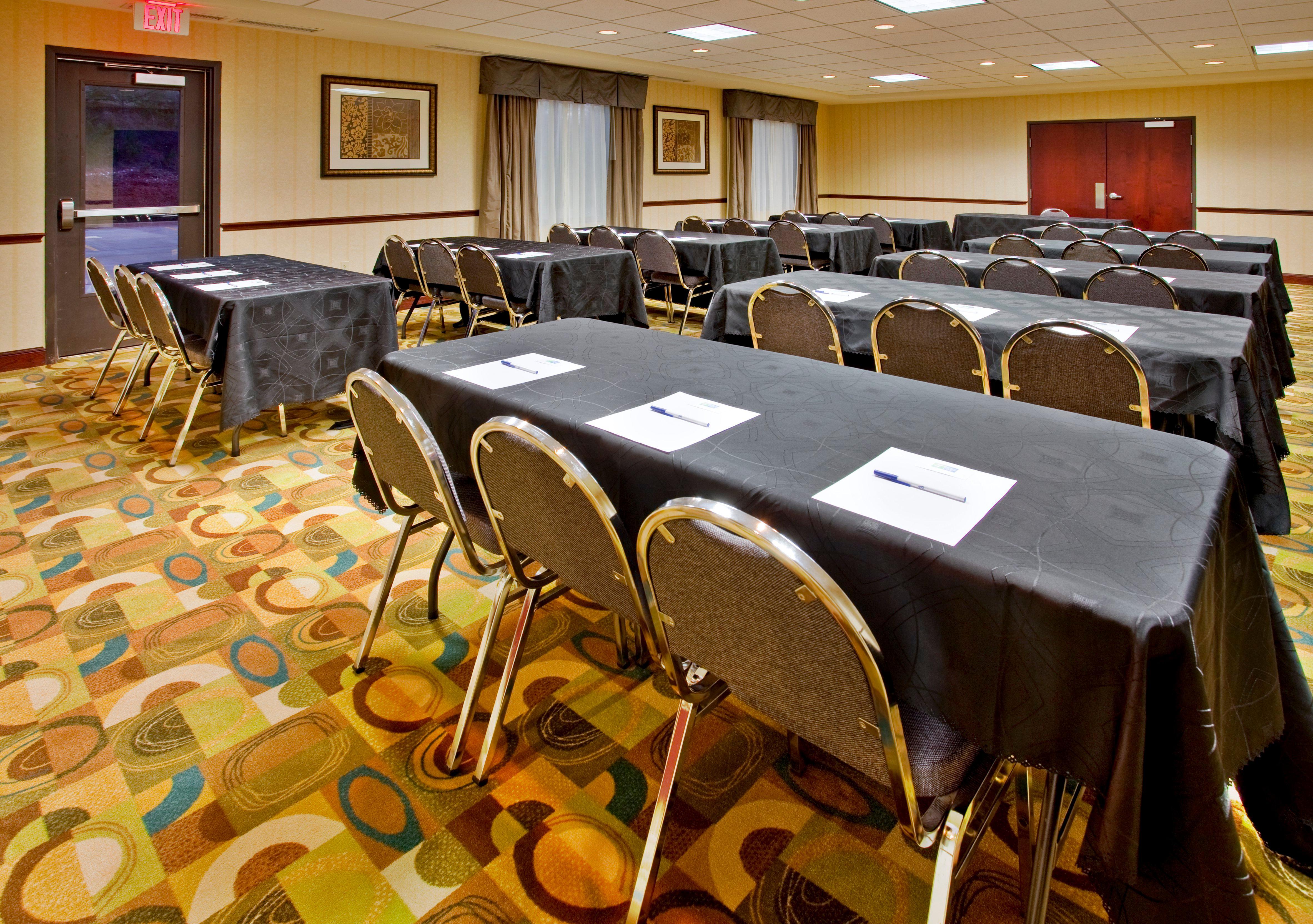 Holiday Inn Express Hotel & Suites Guthrie North Edmond, An Ihg Hotel Exteriör bild