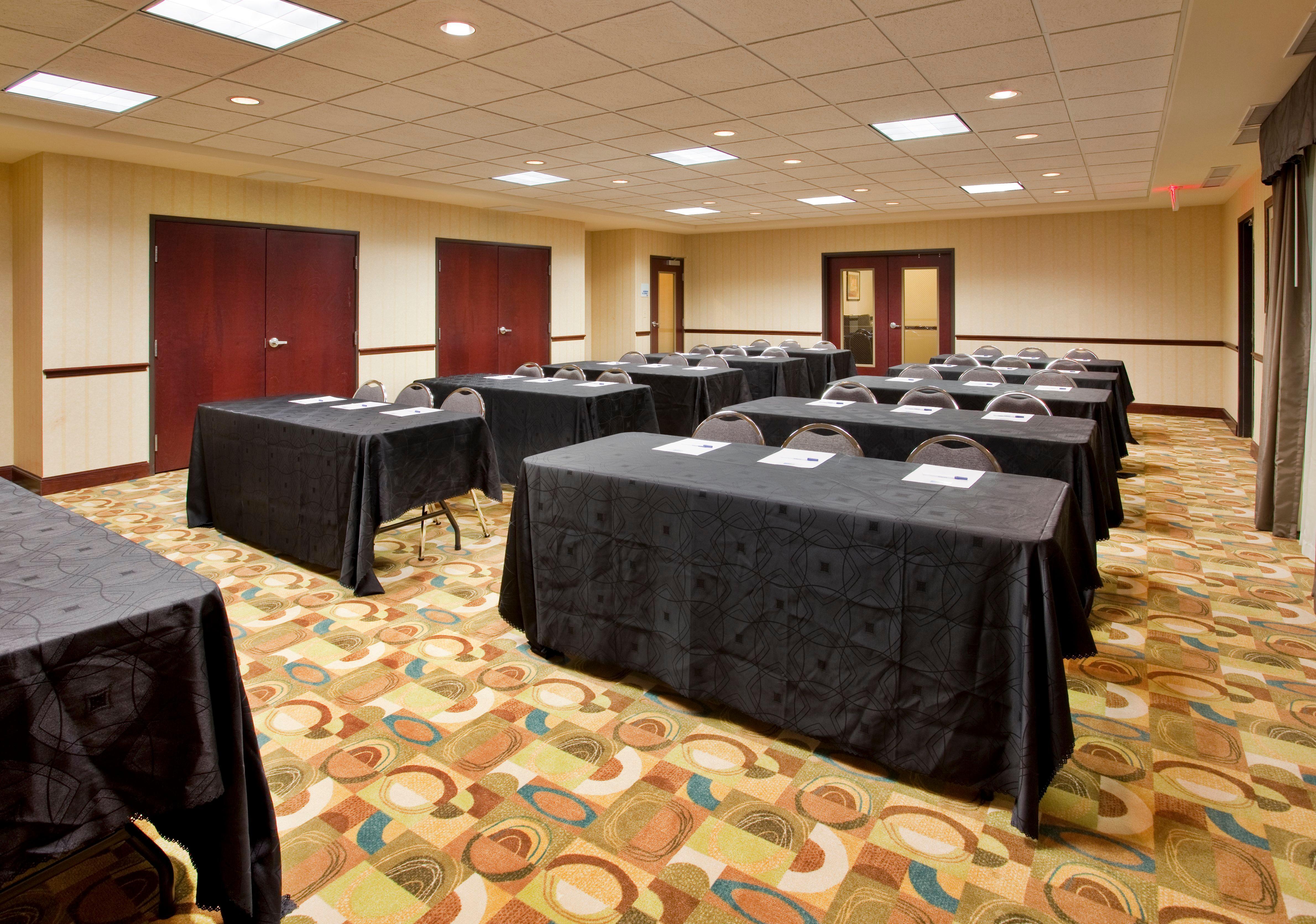 Holiday Inn Express Hotel & Suites Guthrie North Edmond, An Ihg Hotel Exteriör bild